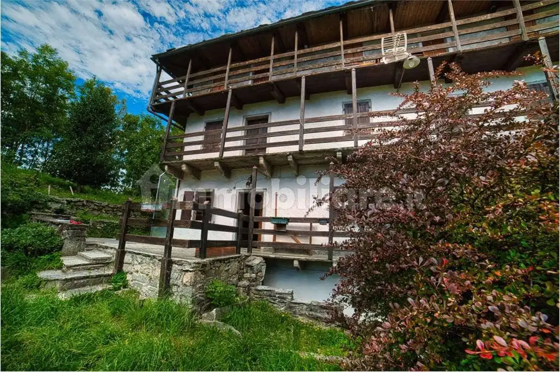 Casa indipendente in vendita a Varzo