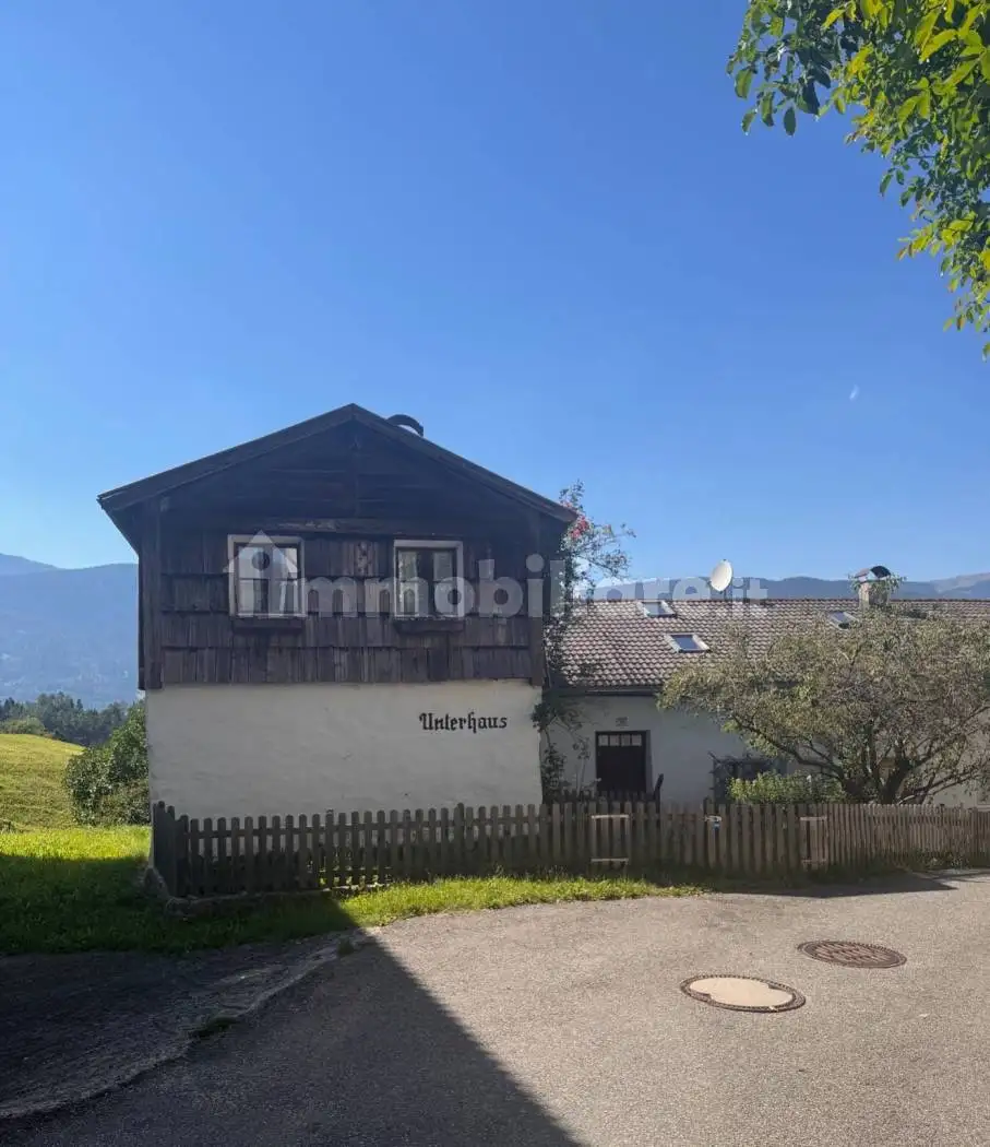 Casa indipendente in vendita a Laion