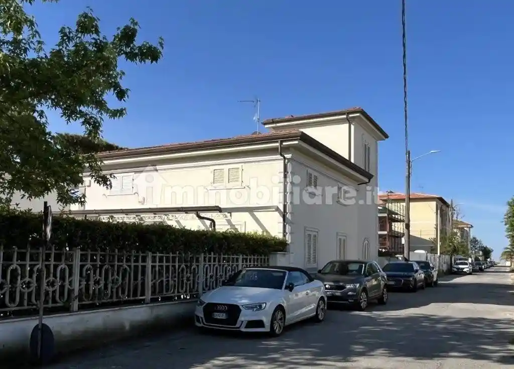 Villa in vendita a Pietrasanta