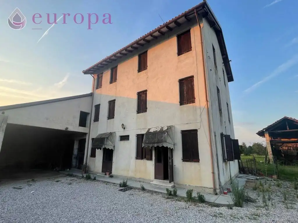 Villa in vendita a Pasiano di Pordenone