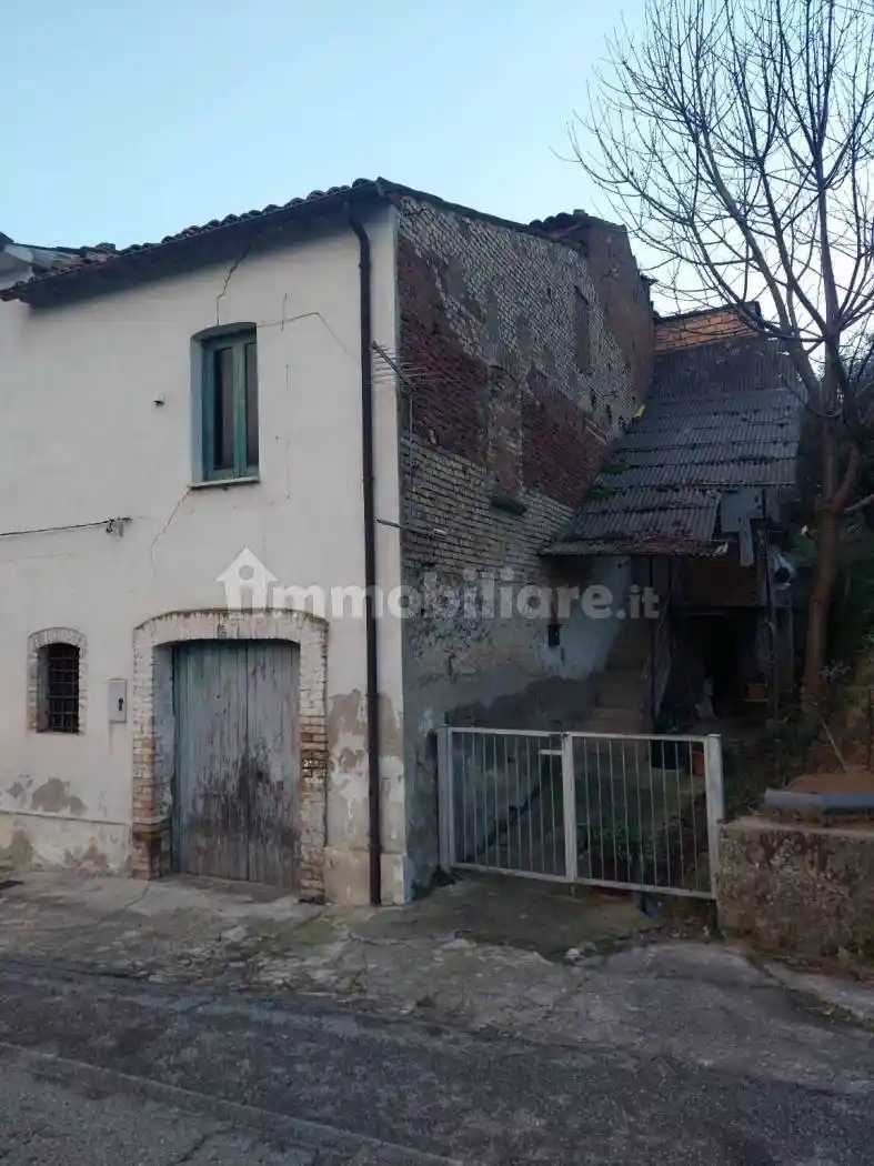 Palazzo - Edificio in vendita a Cosenza