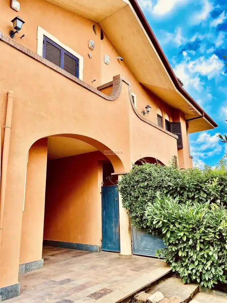 Villa in vendita a Grottaferrata