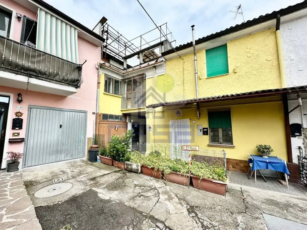 Casa indipendente in vendita a Crotta d'Adda