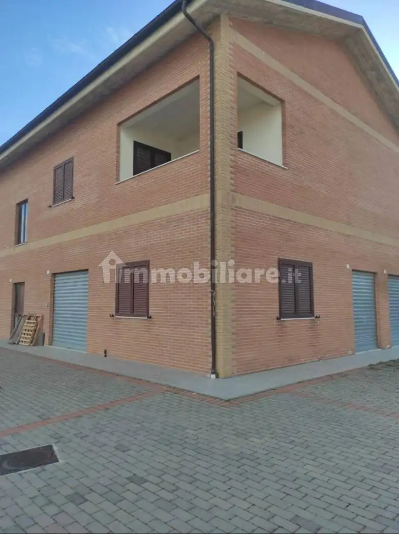Appartamento in vendita a Romagnano al Monte
