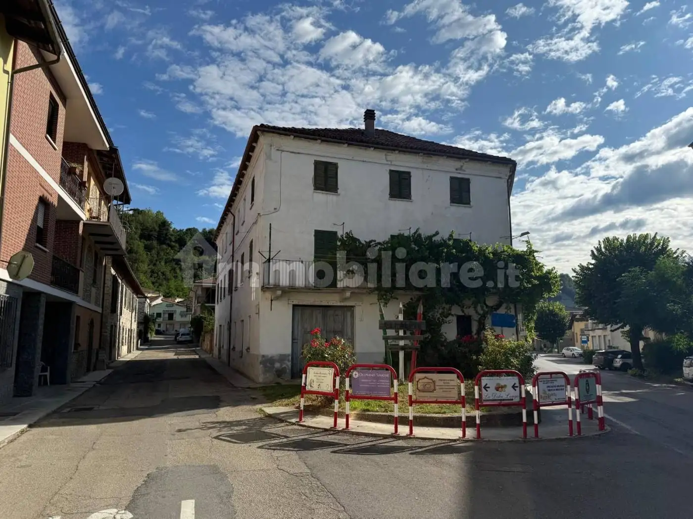 Casa indipendente in vendita a Vesime