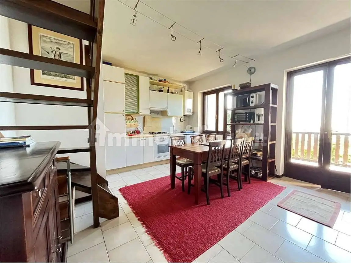 Appartamento in vendita a Premeno