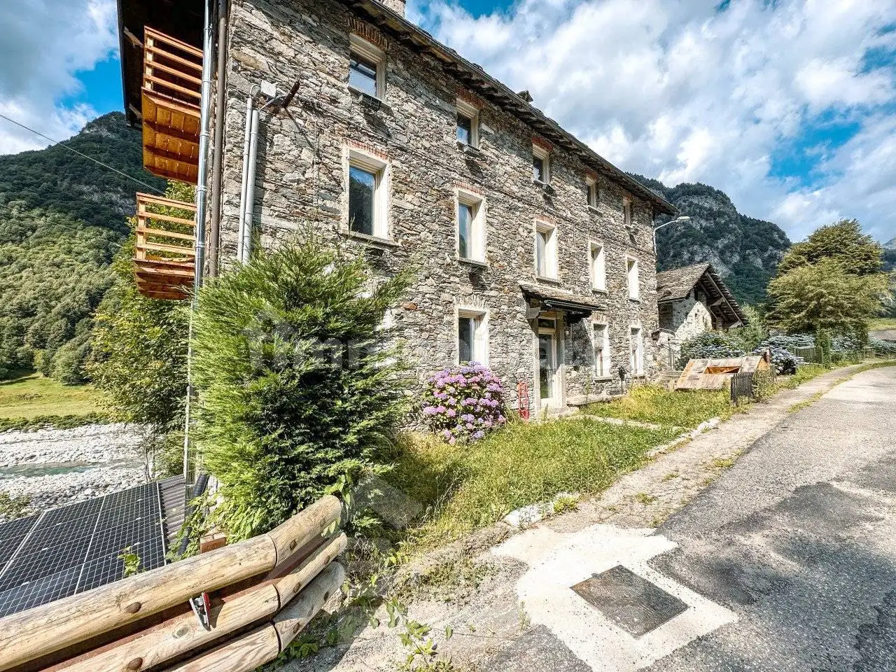 Casa indipendente in vendita a Campertogno