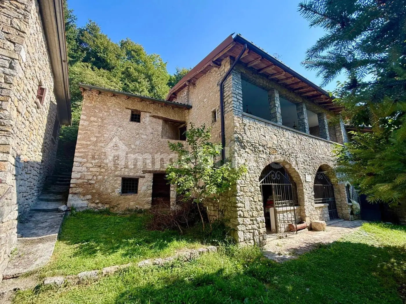 Casa indipendente in vendita a Adrara San Rocco