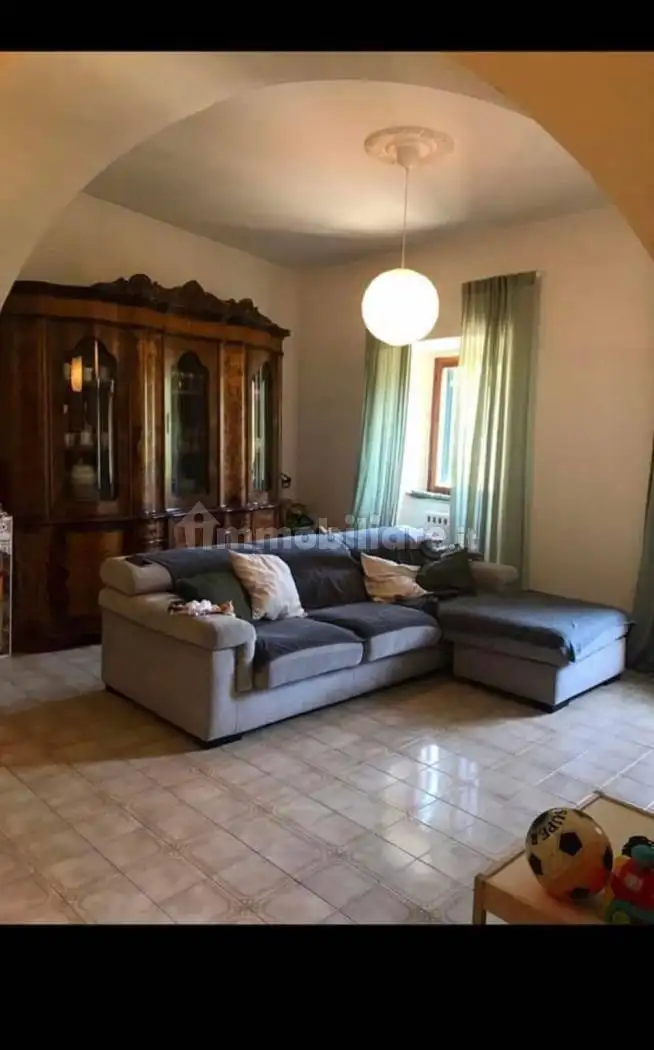 Casa indipendente in vendita a Carrara