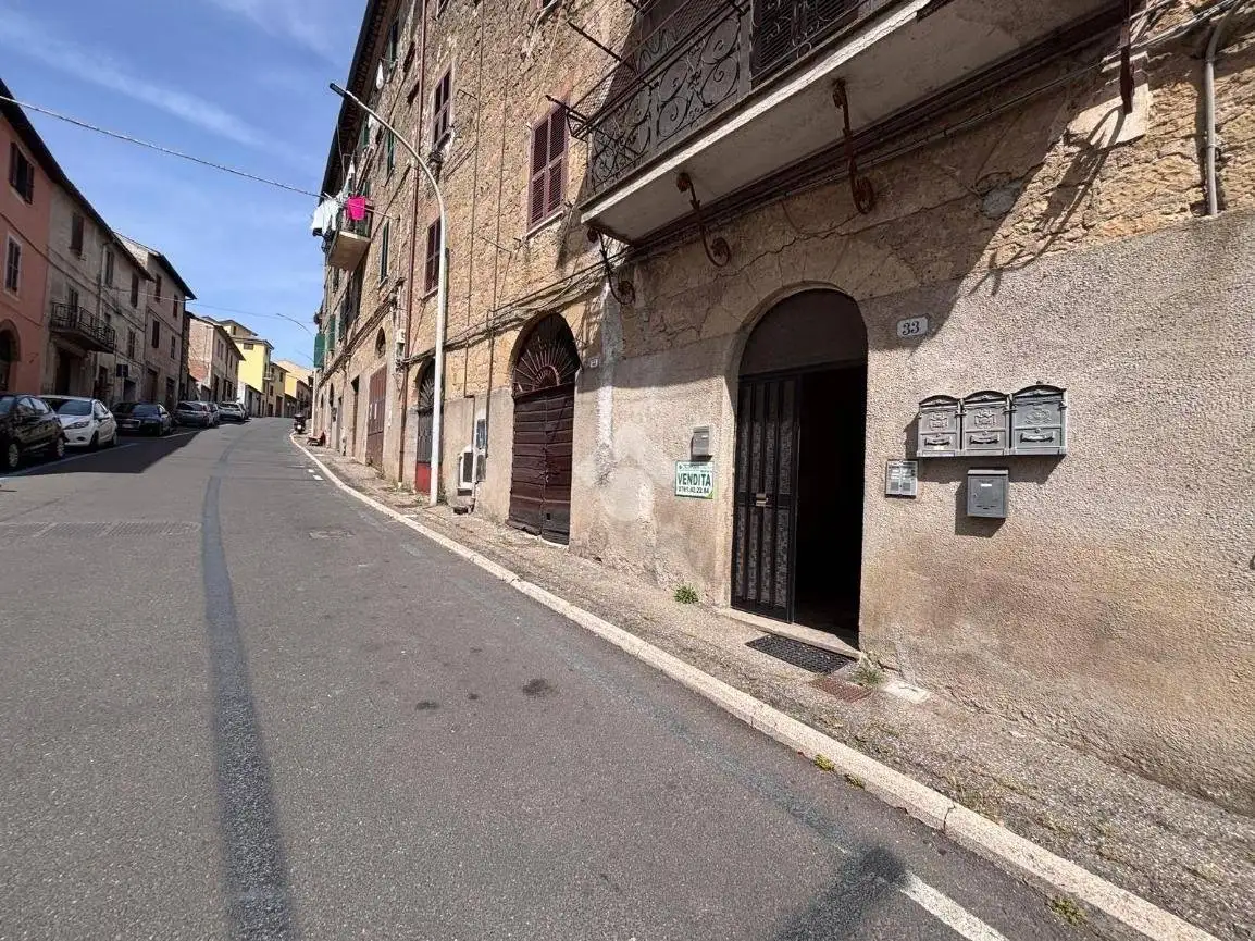 Appartamento in vendita a Grotte di Castro