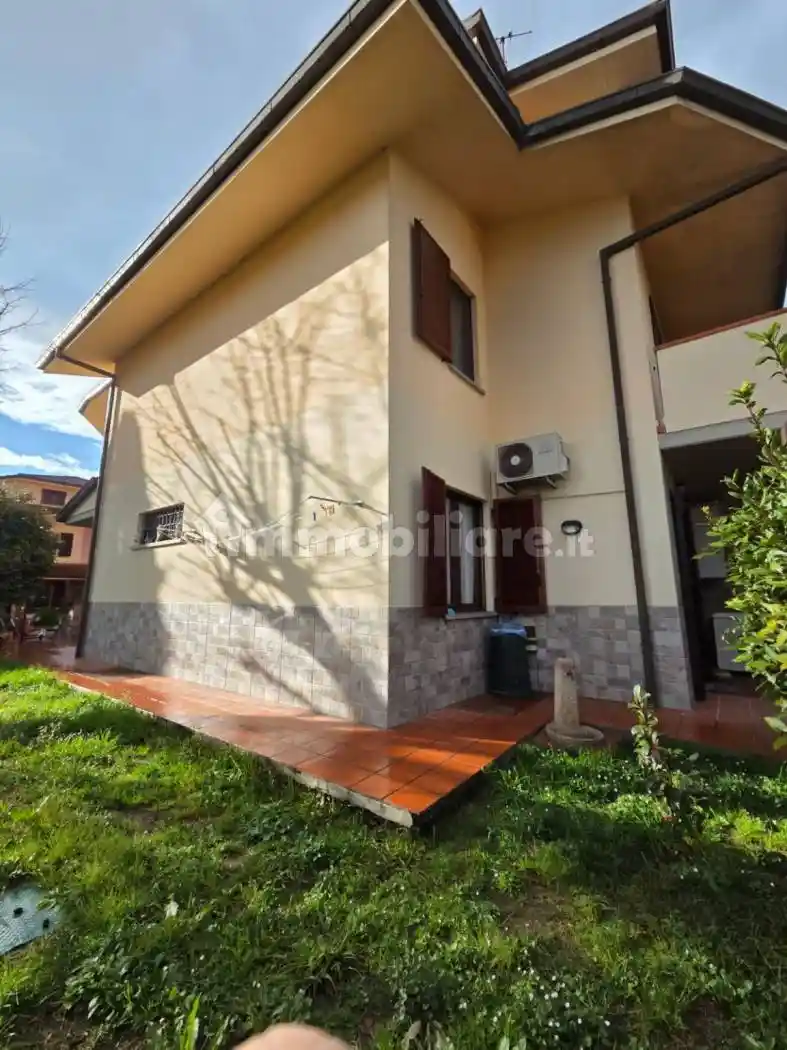 Villetta a schiera in vendita a Buggiano