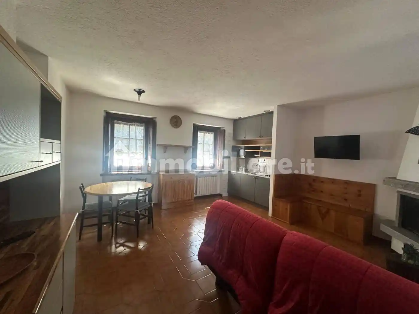 Bilocale via Corrado Gex 61, La Salle - foto 2