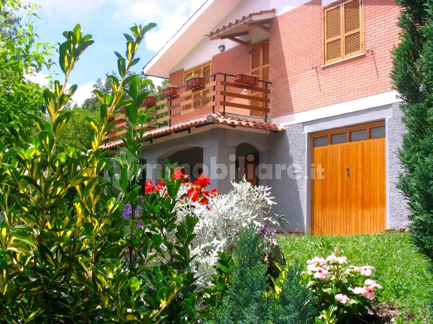 Villa in vendita a Pieve Torina