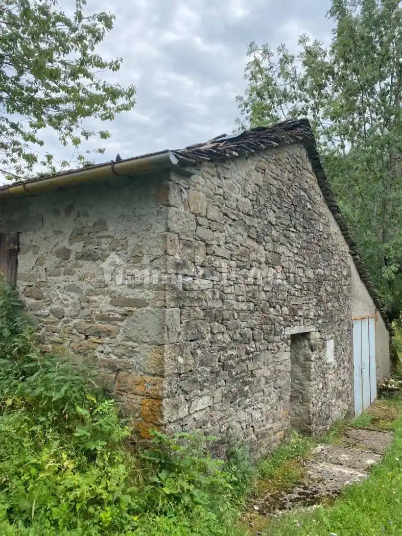 Rustico - Casale in vendita a Fanano