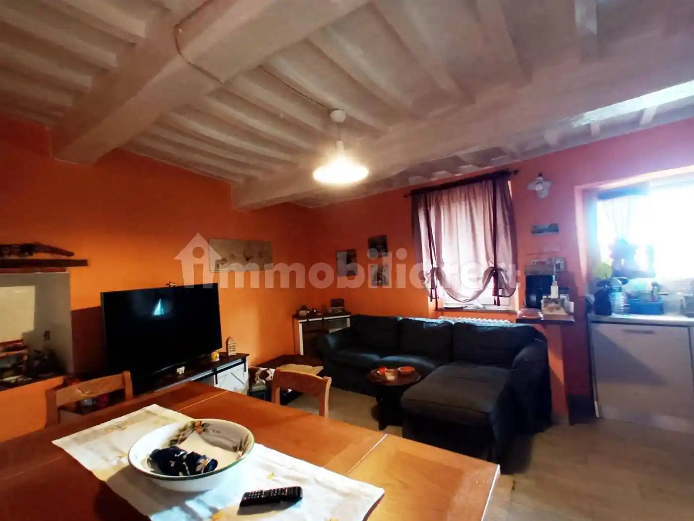 Casa indipendente in vendita a Cetona