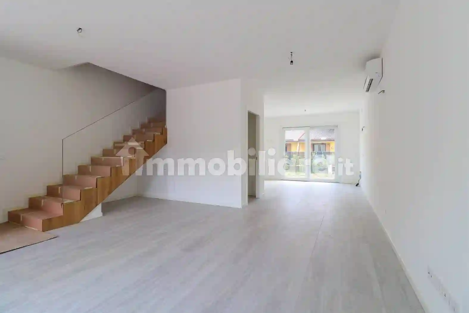 Villetta a schiera - foto 2