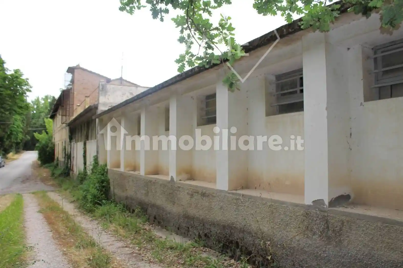 Rustico - Casale in vendita a Deruta