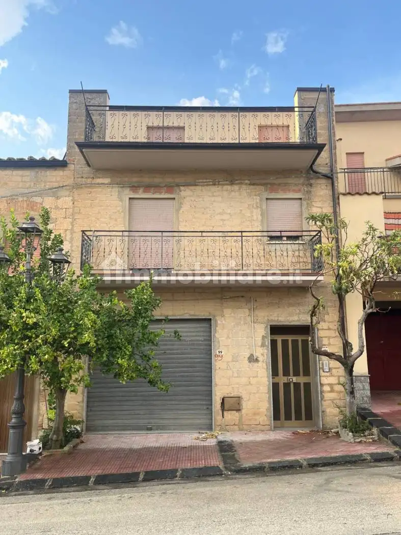 Terratetto unifamiliare piazza San Giuseppe 6, Ferrarello, Blufi