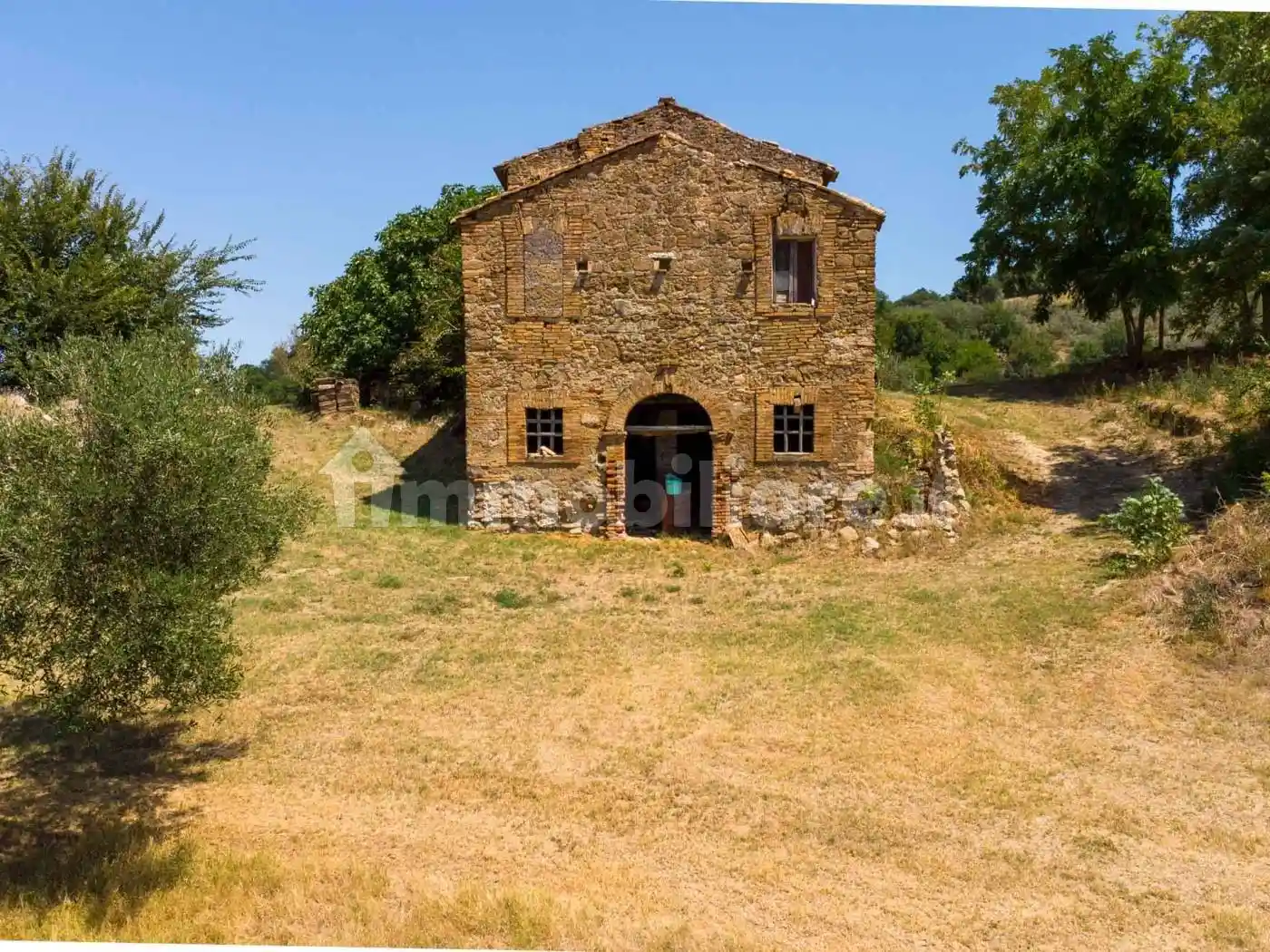 Rustico - Casale in vendita a Magliano Sabina