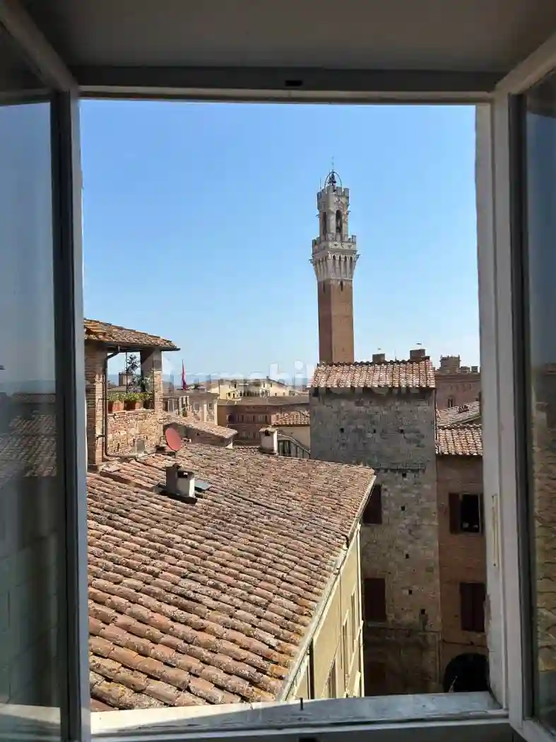 Appartamento via del Poggio 9, Duomo, Siena - foto 4