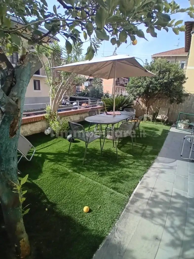 Quadrilocale via Milite Ignoto 12, Centro, Recco - foto 2