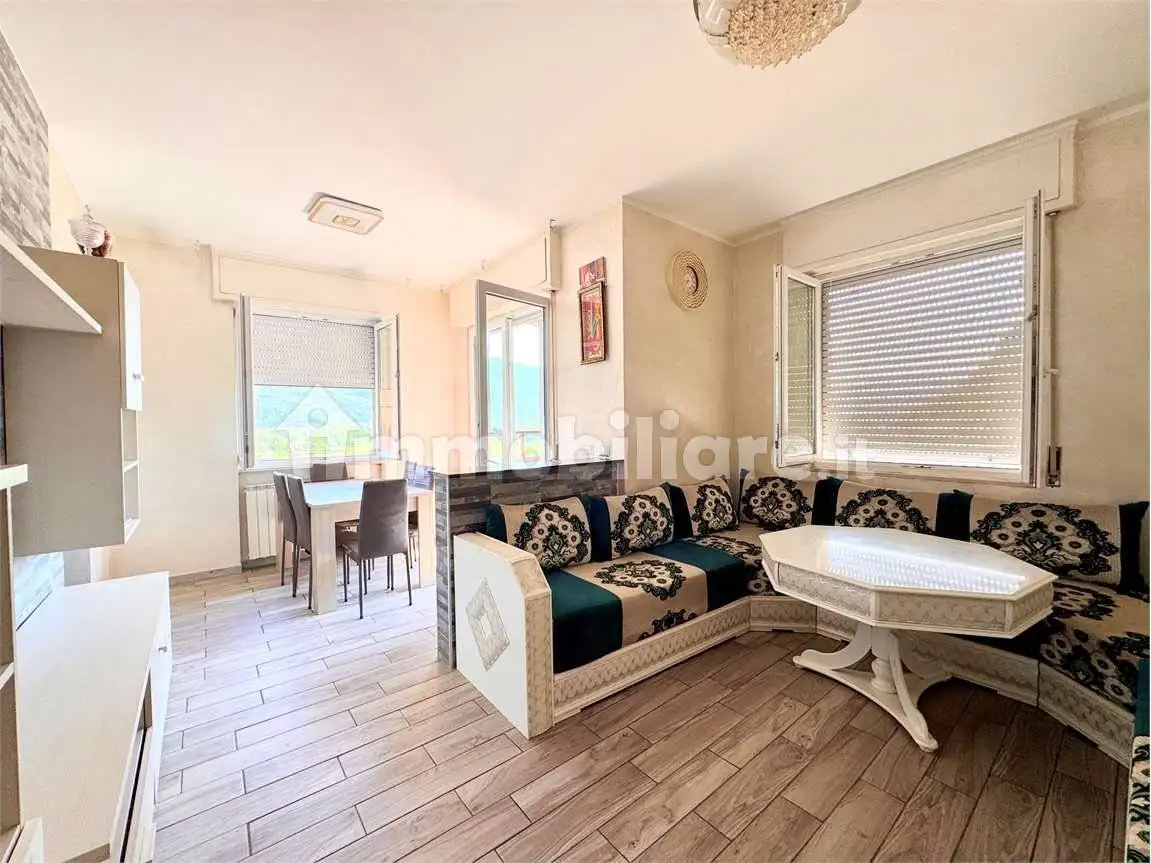 Appartamento in vendita a Rogno