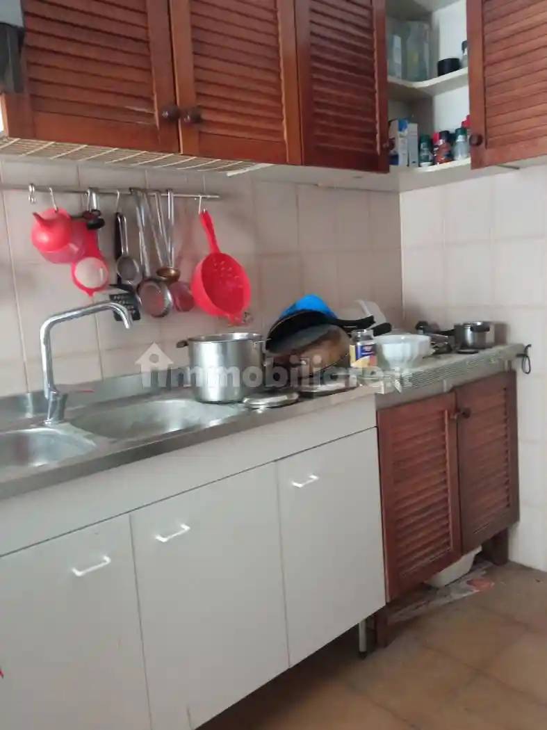 Palazzo - Edificio in Affitto - foto 4