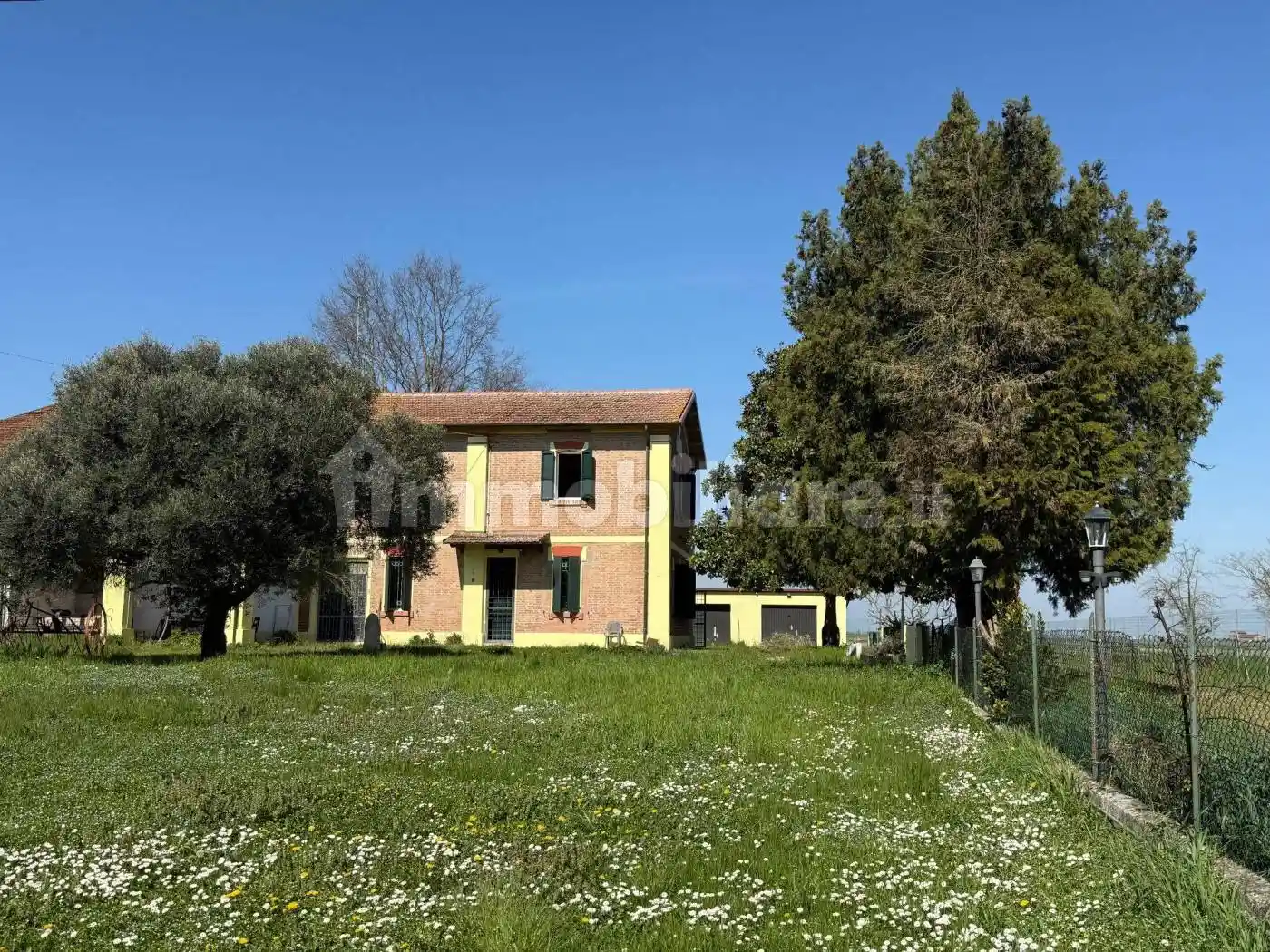 Rustico - Casale in vendita a Jolanda di Savoia