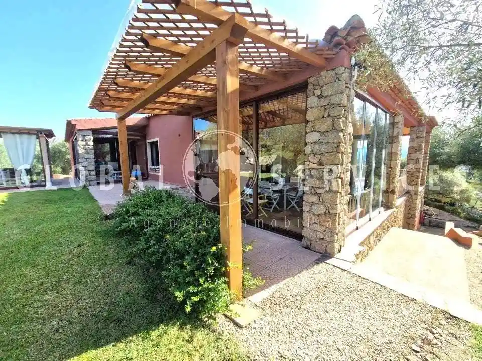 Villa in vendita a Arzachena