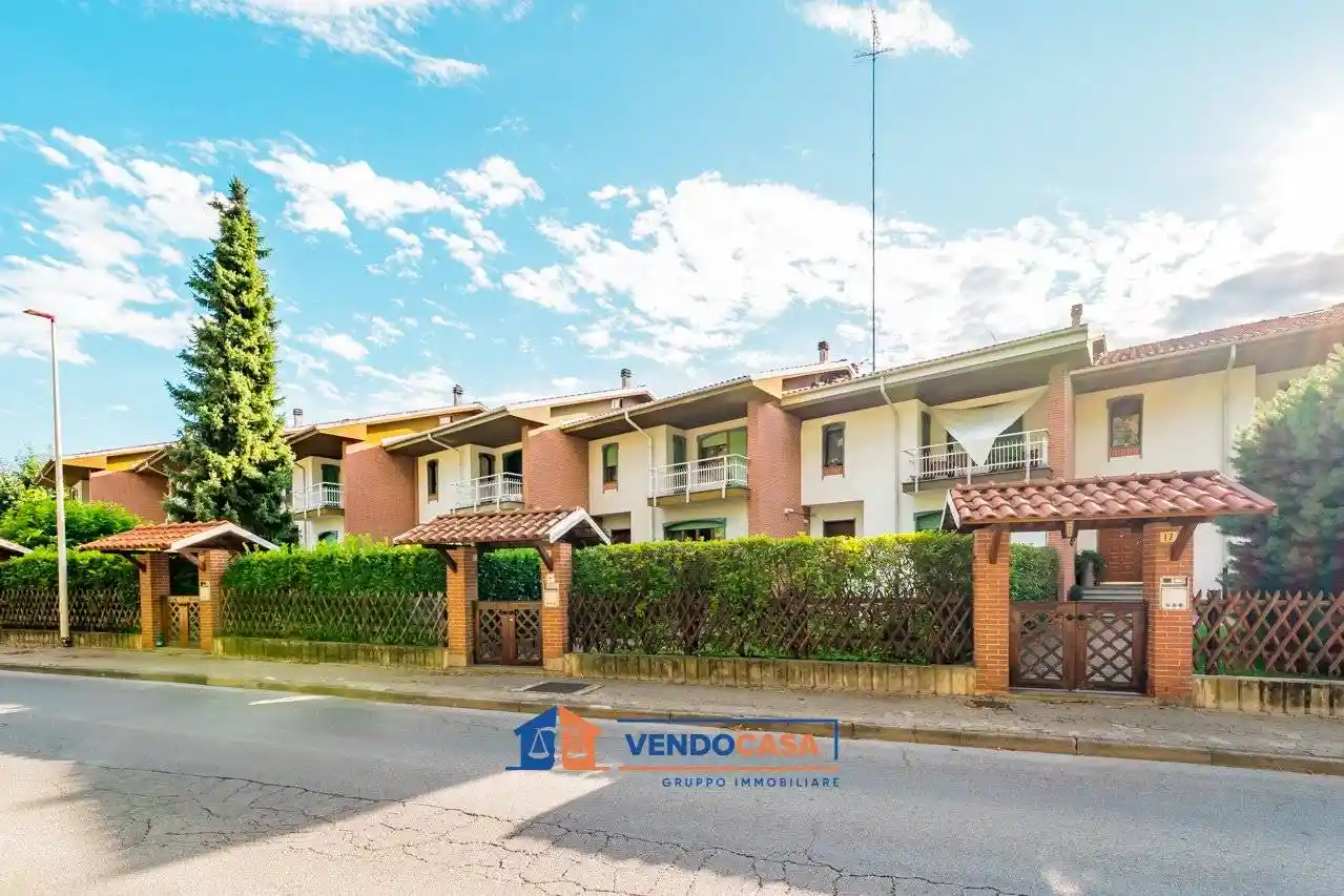 Villetta a schiera - foto 2