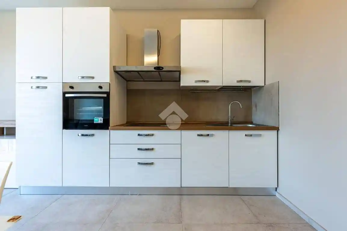 Bilocale piazza Vineis 7, Centro, Saluzzo - foto 4