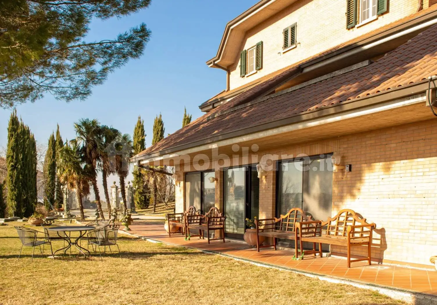 Villa in vendita a Terre Roveresche