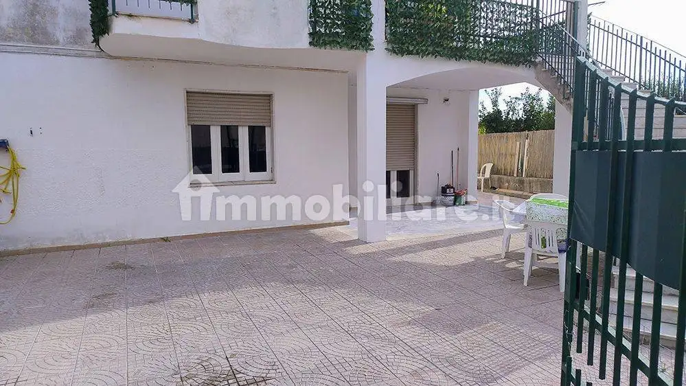 Appartamento in vendita a Castel Volturno