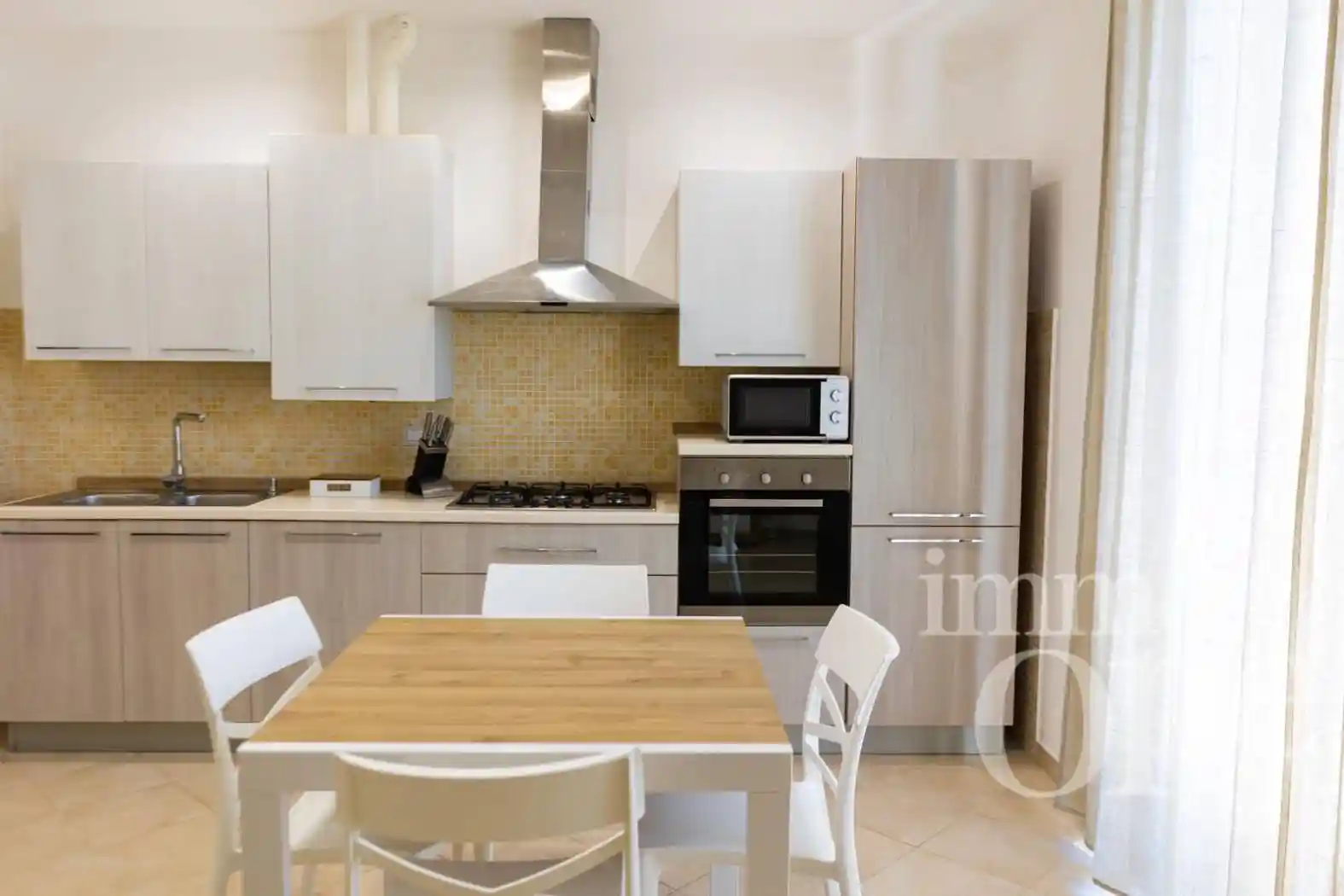 Quadrilocale via Fiume 32, Via Grande - Piazza della Repubblica, Livorno - foto 2