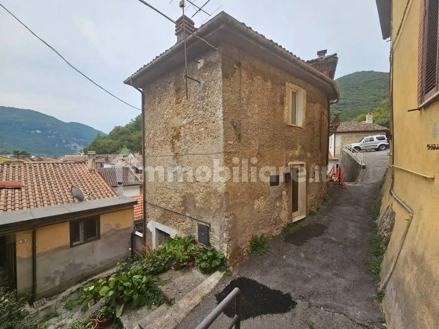 Casa indipendente in vendita a Rieti