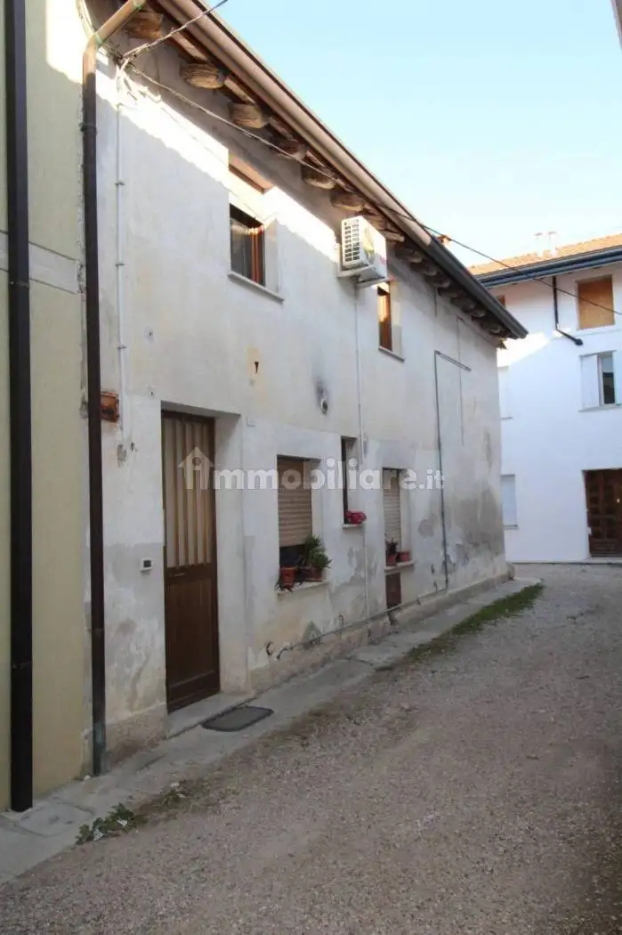 Casa indipendente in vendita a Gonars