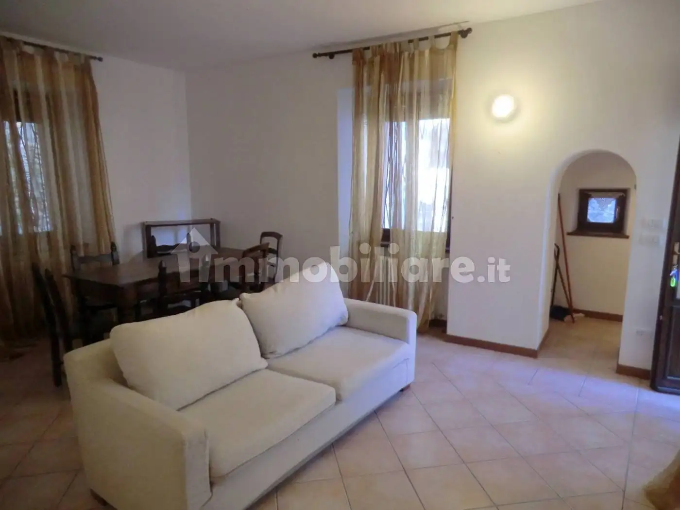 Appartamento in affitto a Gravedona ed Uniti