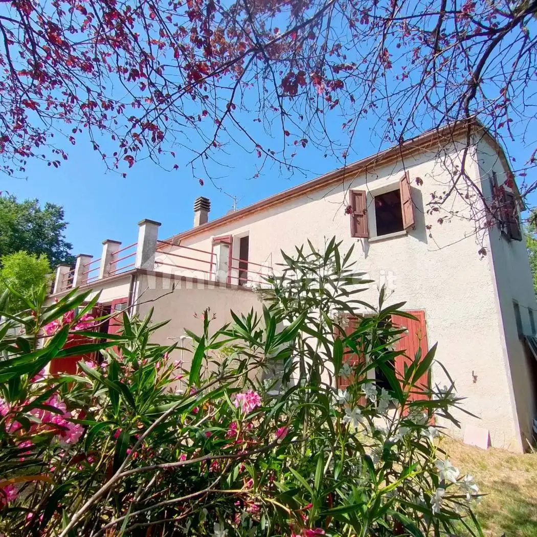 Casa indipendente in vendita a Sogliano al Rubicone