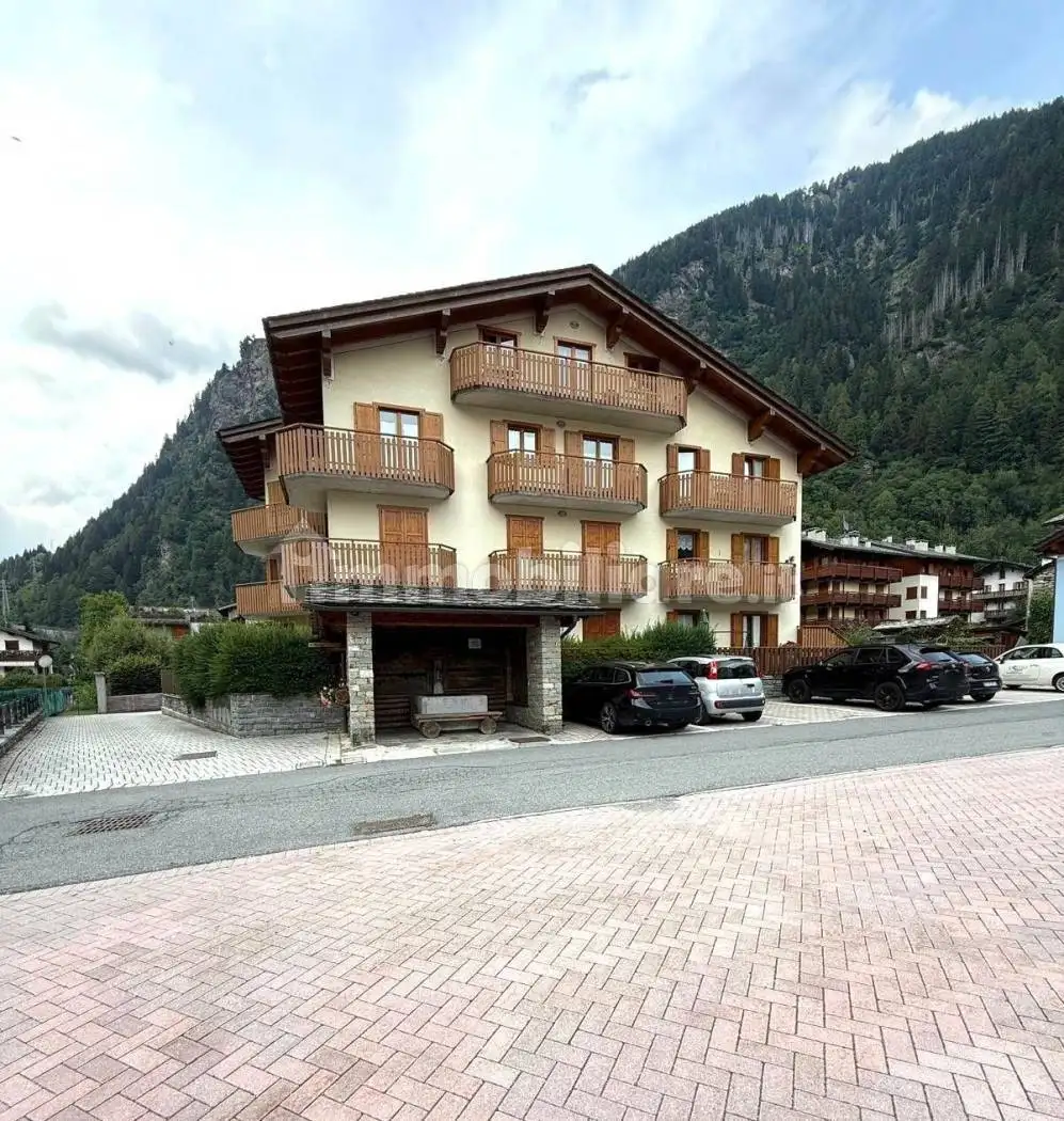 Bilocale via Iseli 30, Centro, Campodolcino - foto 2