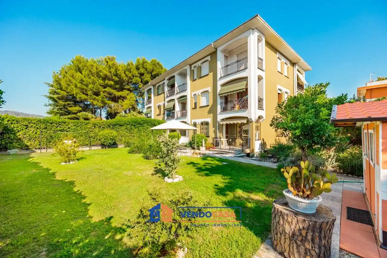 Appartamento in vendita a Diano Marina