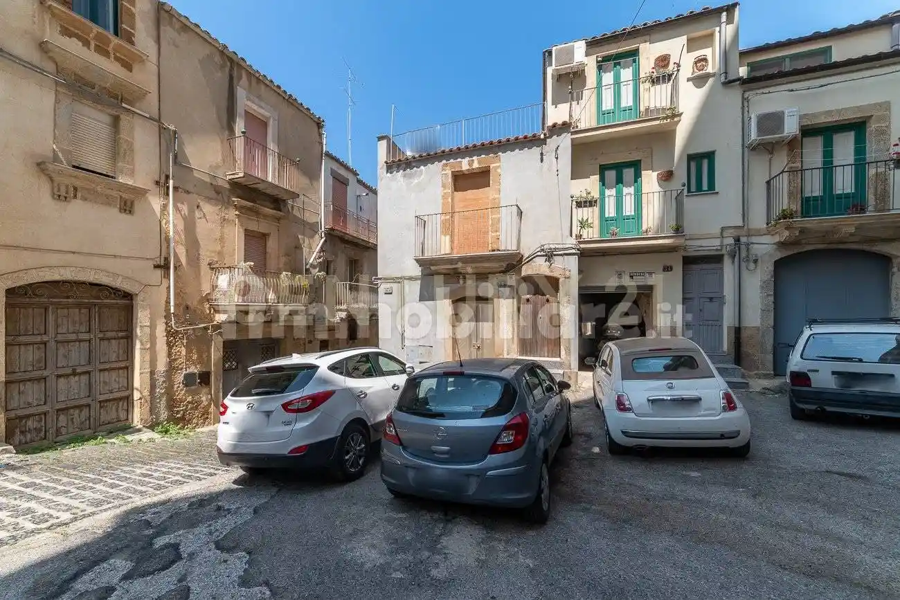 Villa in vendita a Caltagirone