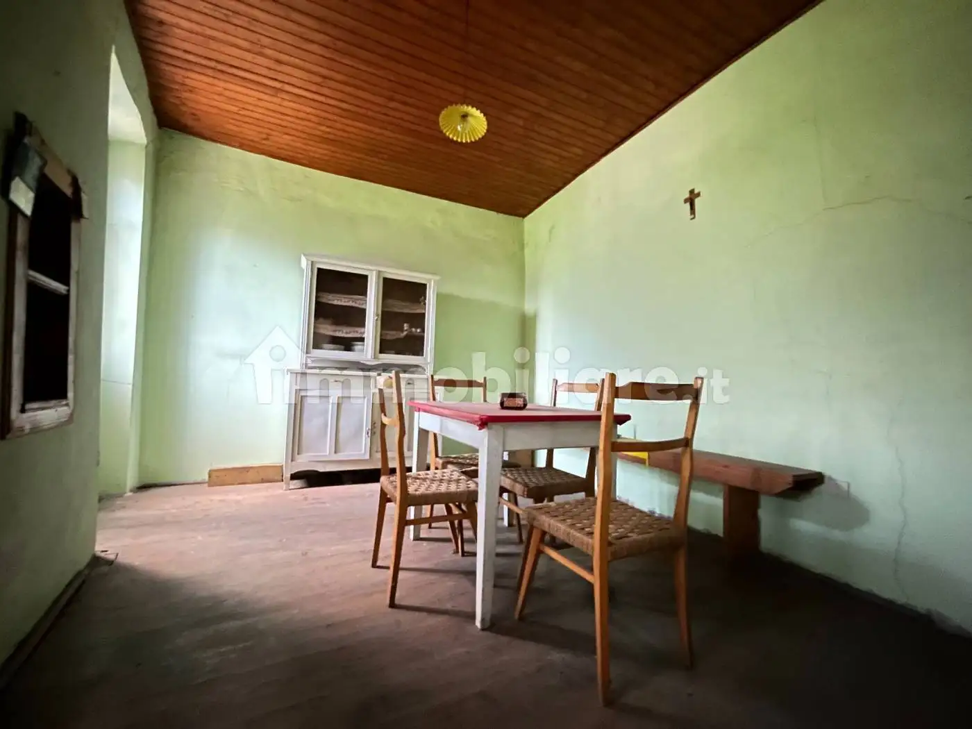 Terratetto plurifamiliare 374 m², da ristrutturare, Caldes - foto 3