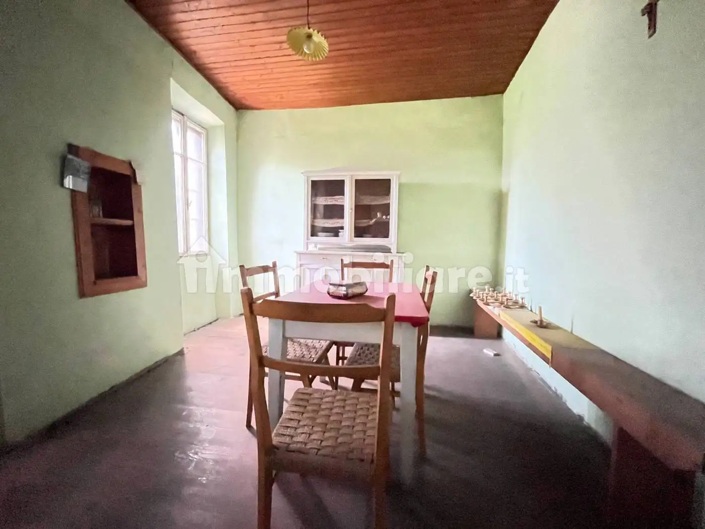 Terratetto plurifamiliare 374 m², da ristrutturare, Caldes - foto 4