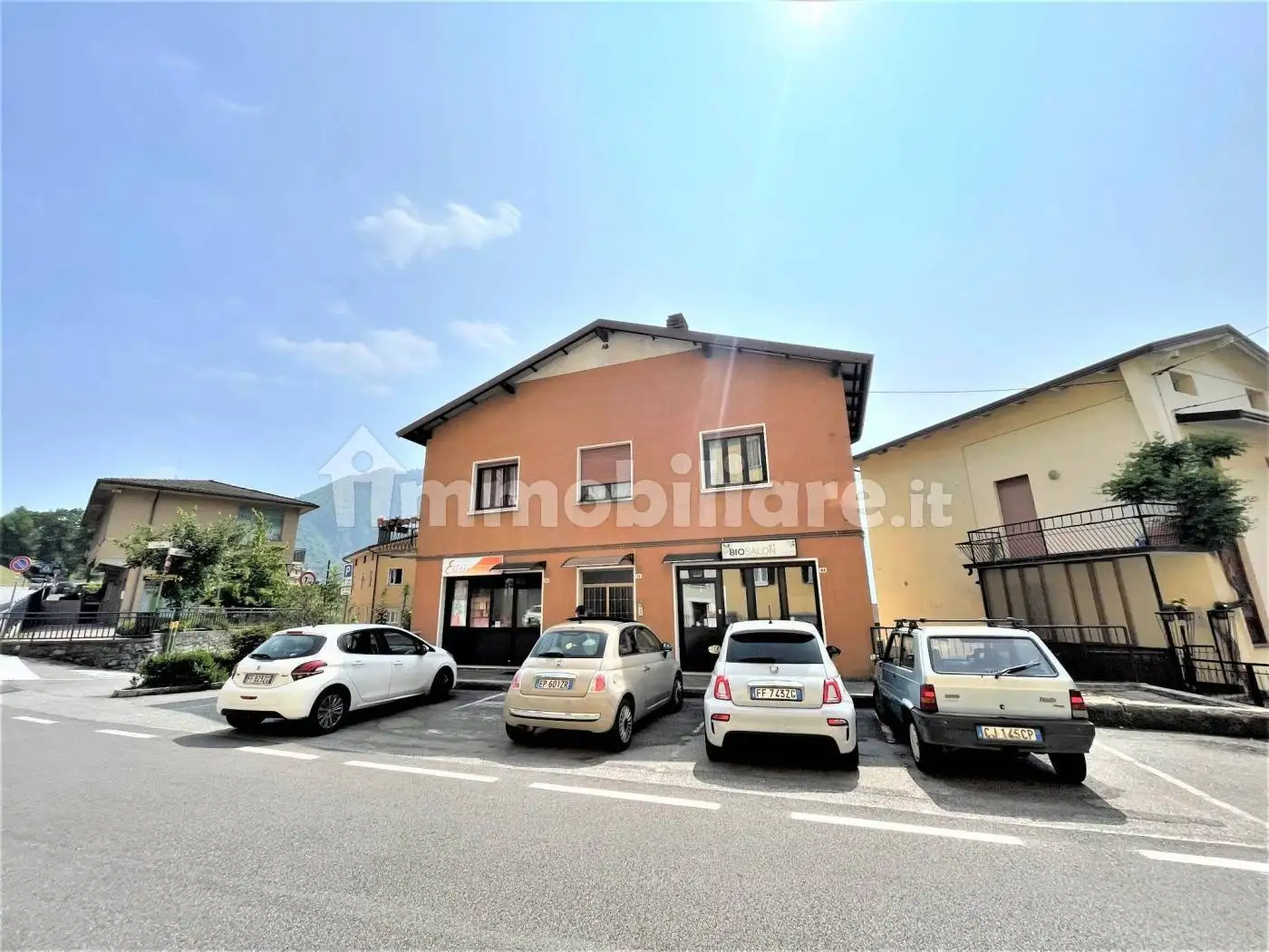 Casa indipendente in vendita a Lodrino