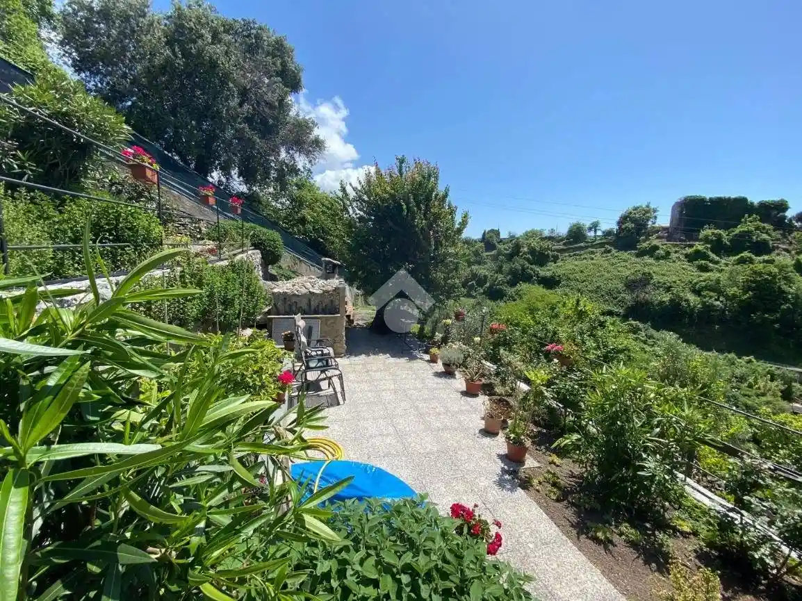 Appartamento in vendita a Genova