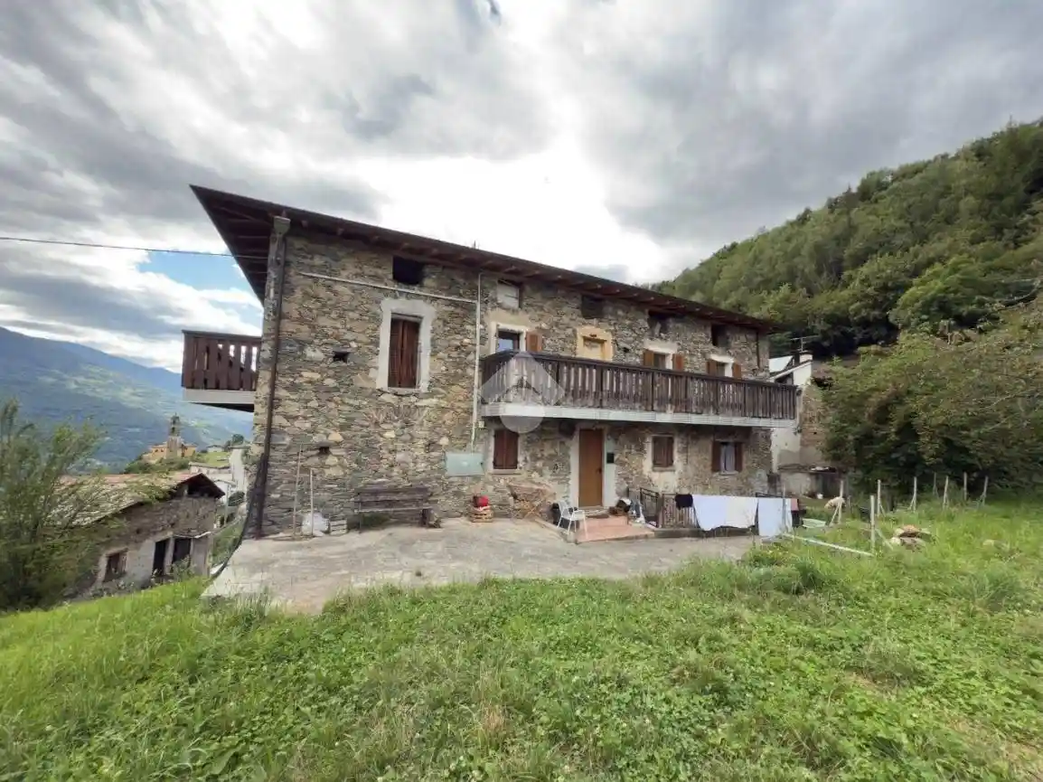 Casa indipendente in vendita a Teglio