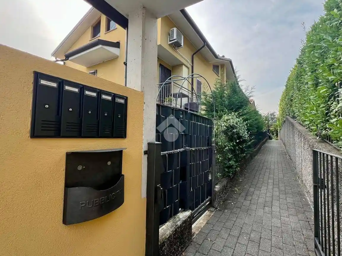 Quadrilocale via Suor Anna Lucia Locatelli 6, Centro, Villa d'Adda - foto 2