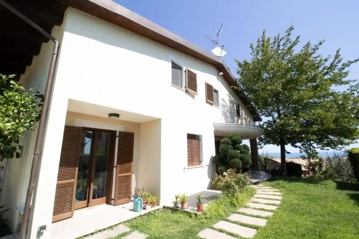 Villa unifamiliare via Alessandro Cicognini 80, Centro, Francavilla al Mare - foto 2