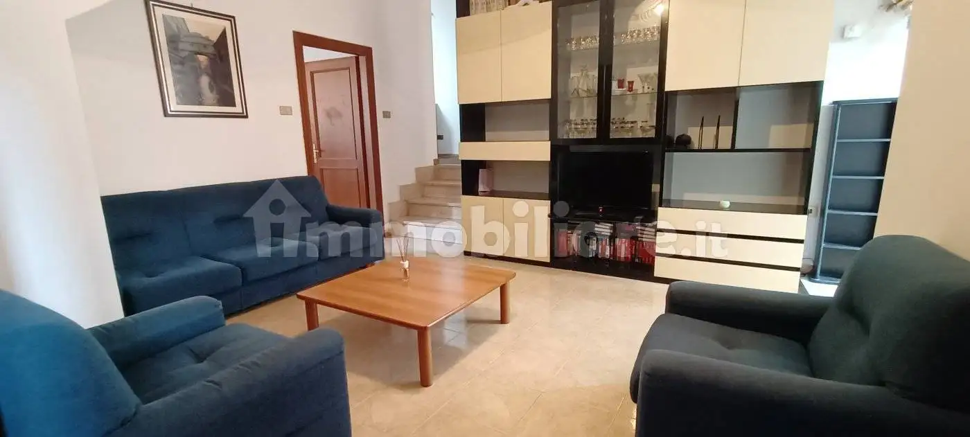 Appartamento in affitto a Narni