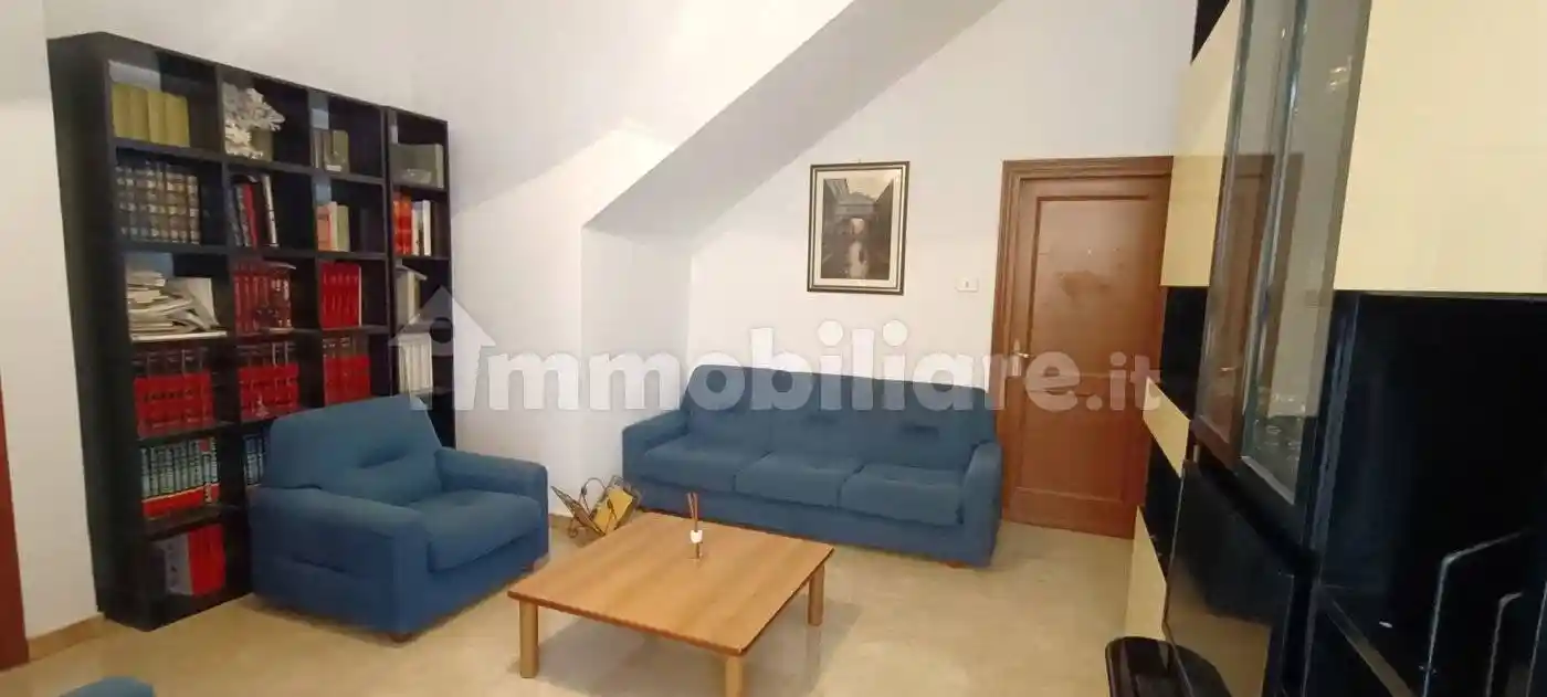 Quadrilocale via F.Benincasa, 6, Centro, Narni - foto 4